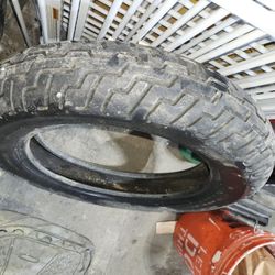 MOTORCYCLE TIRE 