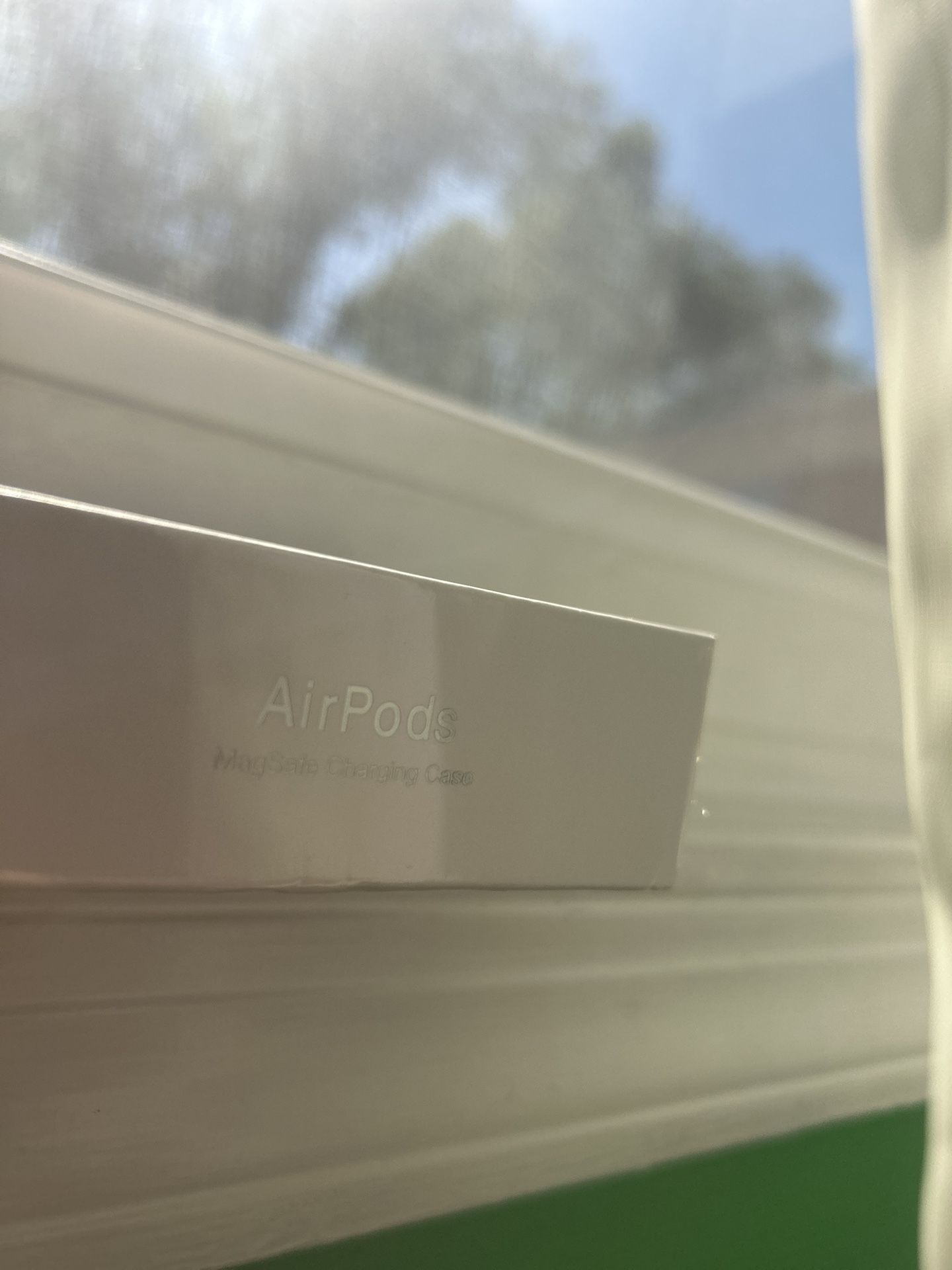 AirPods 3 Generation  100