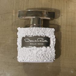 Oscar de la Renta Perfume