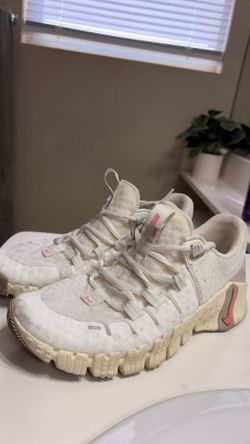Nike shoes for woman size 8.5