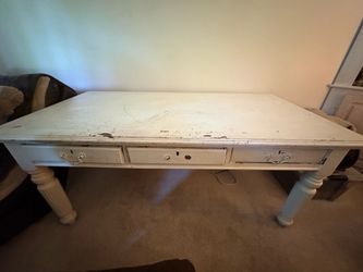 Free vintage Desk