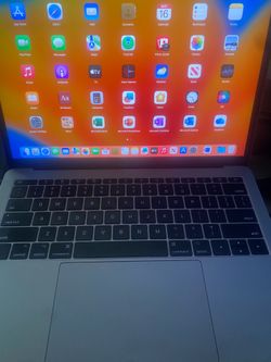 MacBook Pro 2017 8G Ram 128G SSD