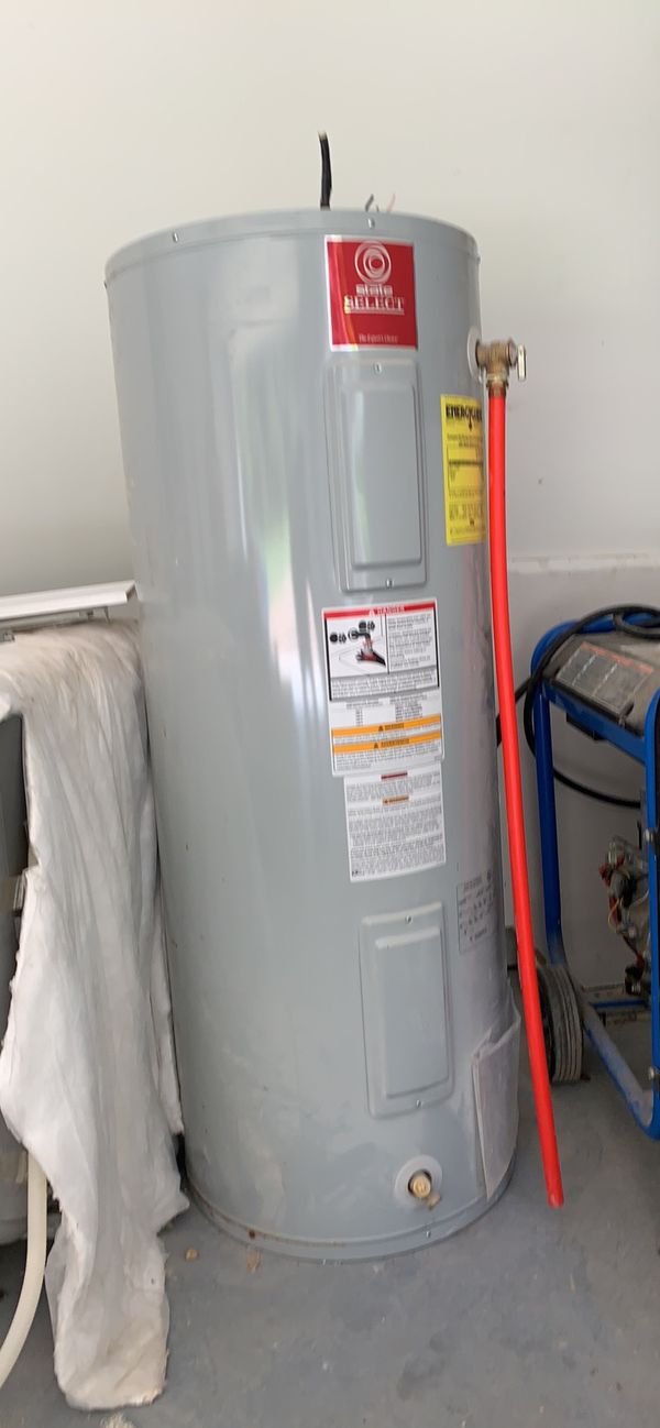 Hot water heater 50 gallons, state select, like new