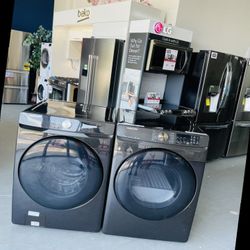 Samsung Front Loading Washer And Dryer Set DVE50RV-WF45RAV