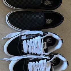 Van Shoes 2 Pairs Size 12
