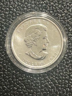 2011 Canadian Silver Maple Leaf $5 Coin 1 oz Silver Coin