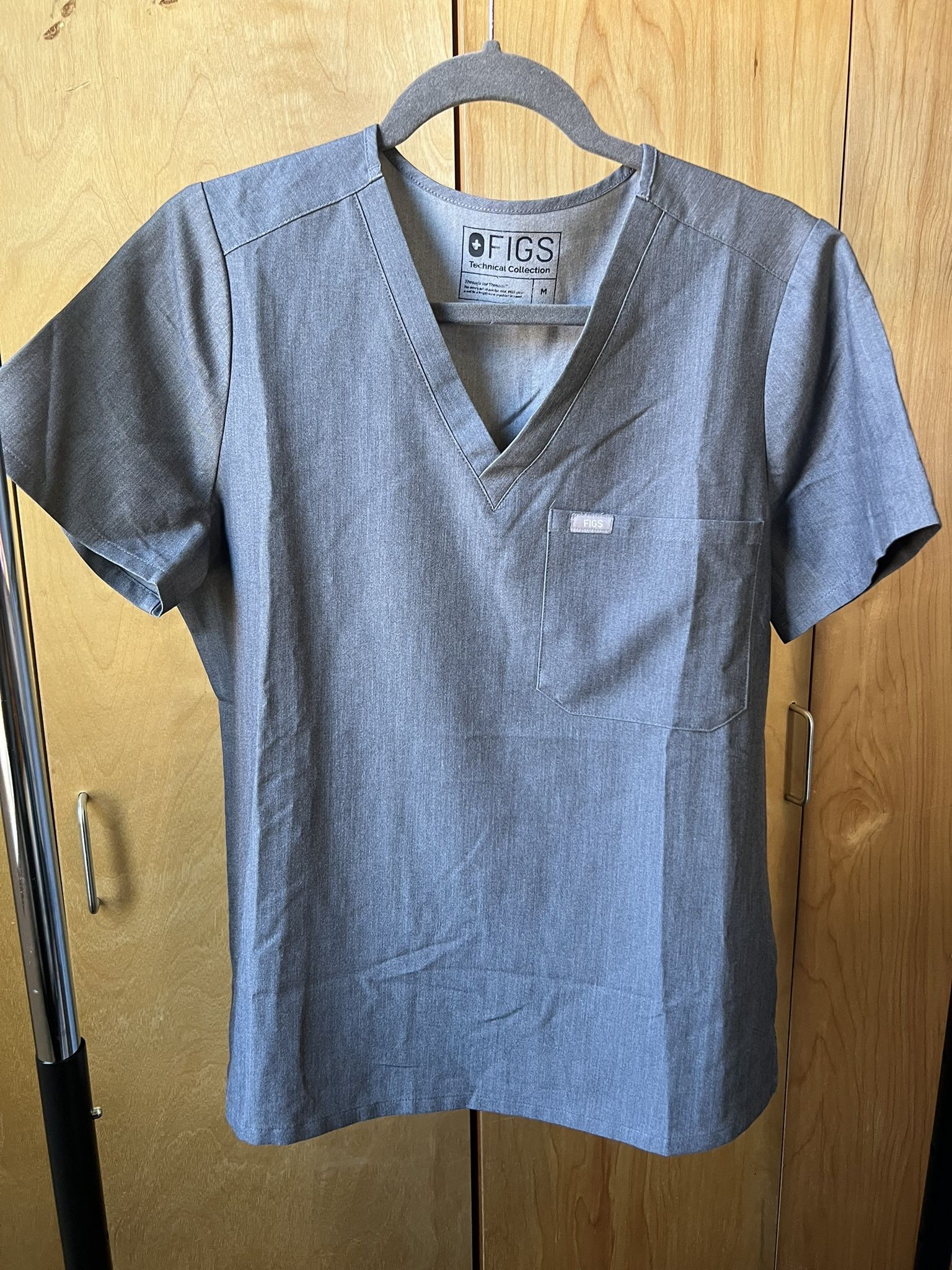 Figs Catarina One-Pocket Scrub Top