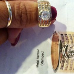 ONE-OF-A-KIND CUSTOM DIAMOND RING