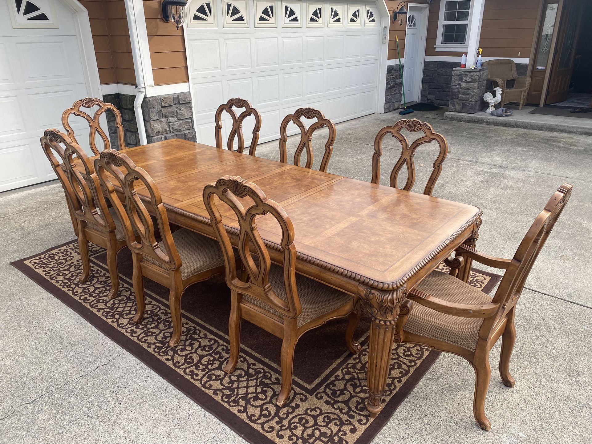 Large 11piece Dining Room Set 8 Chairs 2 Leafs
