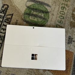 Microsoft Surface Pro 7 Core i3 / 4GB RAM / 128GB Wi-Fi Only Platinum