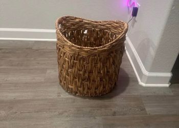 Woven basket