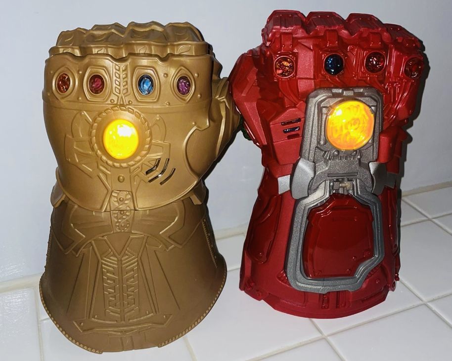 Disney Marvel Cinematic Universe Infinity Gauntlets