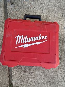 Milwaukee box