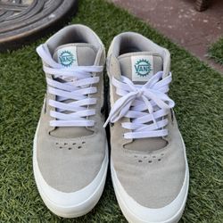 Vans Mid Top Suede Size 12 Men’s