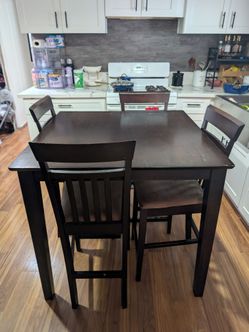 Kitchen table