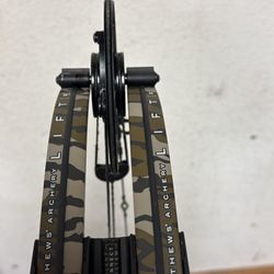 Mathew’s Lift X 33 70lbs 29.5” Right Hand 