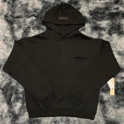 🔥 FEAR OF GOD ESSENTIALS HOODIE – BLACK – SIZE XL (NEW)