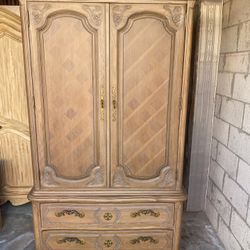 Thomasville Clothing Armoire