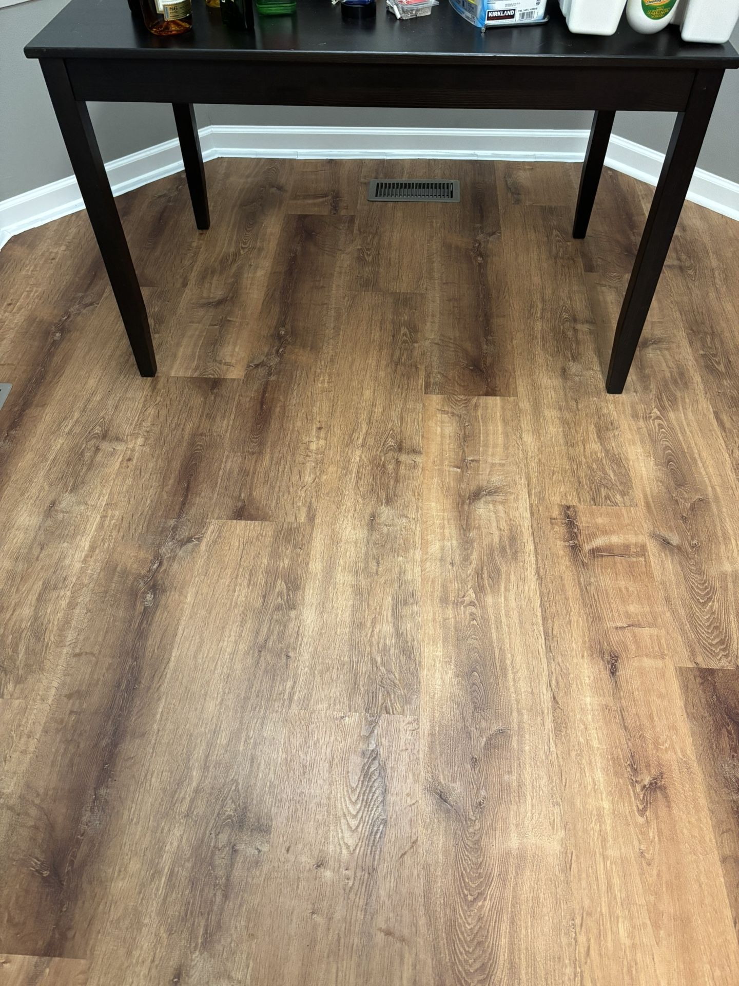 Table + 4 Chairs