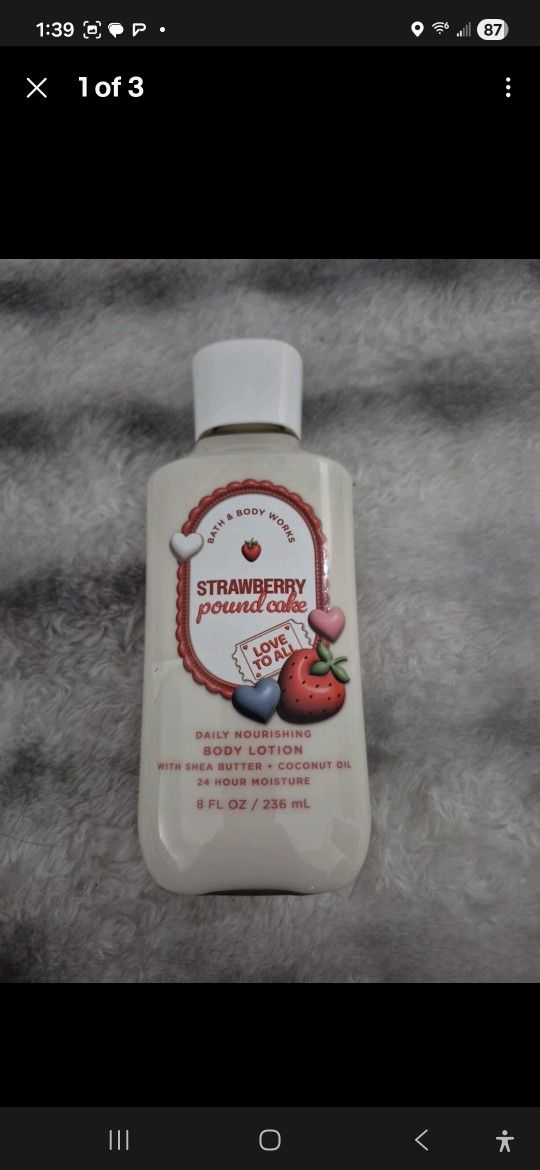 Bath And Body Works Lotion, Strawberry Pound Cake