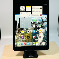 Apple iPad 32GB 8th Gen 10.2” Display Fully Functional