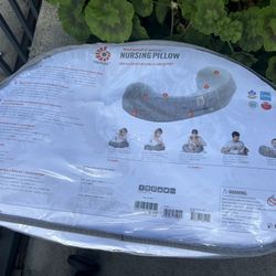  Breast Feeding Pillow