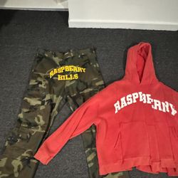 Gold & Vintange Raspberry Hills