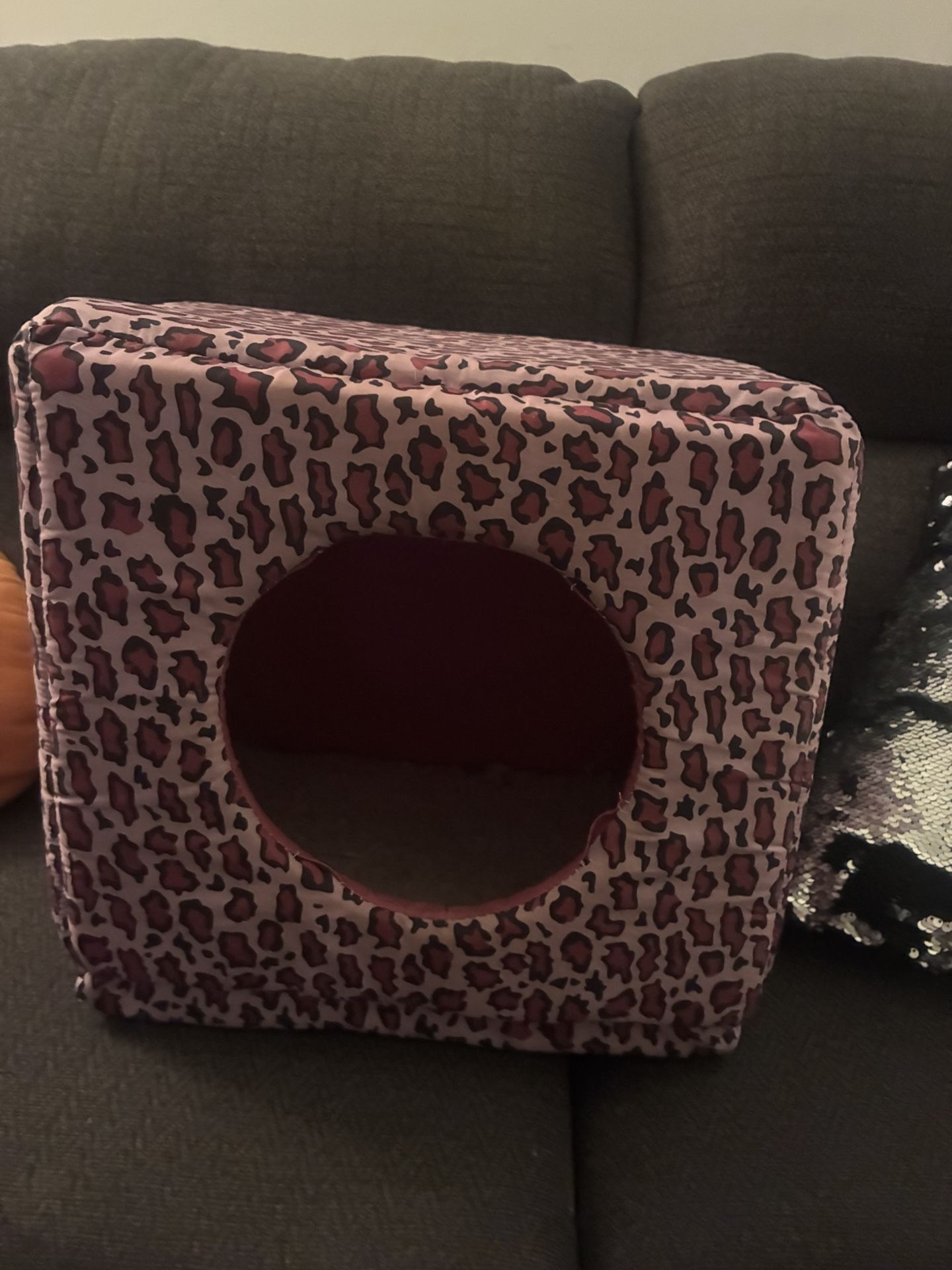 Cat Cube $5