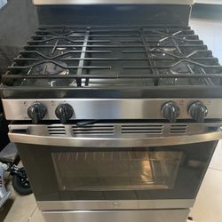 GAS STOVE OVEN GE STAINLESS  STEEL 