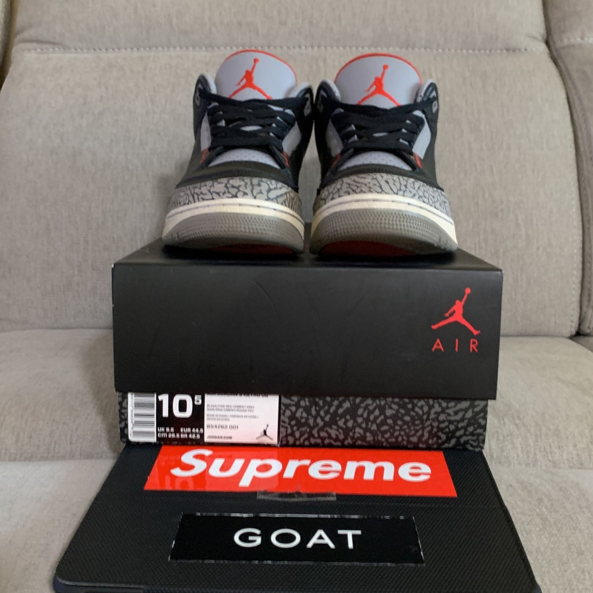 Jordan 3 Black Cement sz 10.5 Jordan 3 Retro OG Black Cement Sz 10.5 (PREOWNED) – Restock Ave main image 3