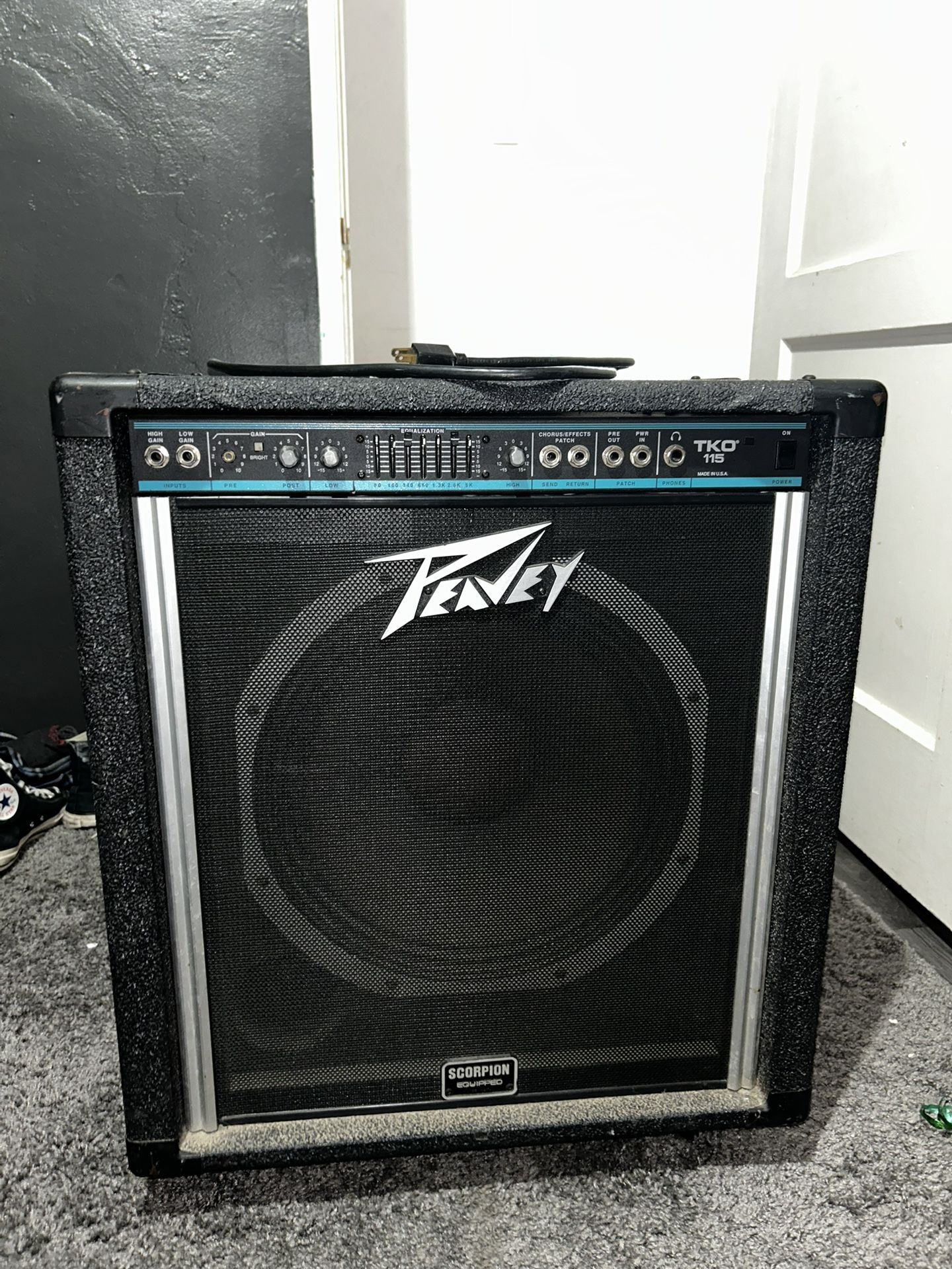 Peavy Scorpion TKO 115 Big Amp