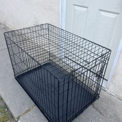 DOG CRATE SIZE 42