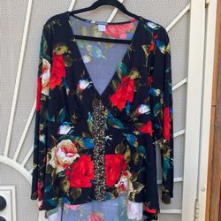 VENUS plus size 1X  Black Floral Top with bold Red and Cream/gold roses