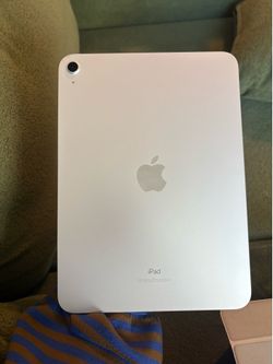 iPad 10th Gen With ApplePen
