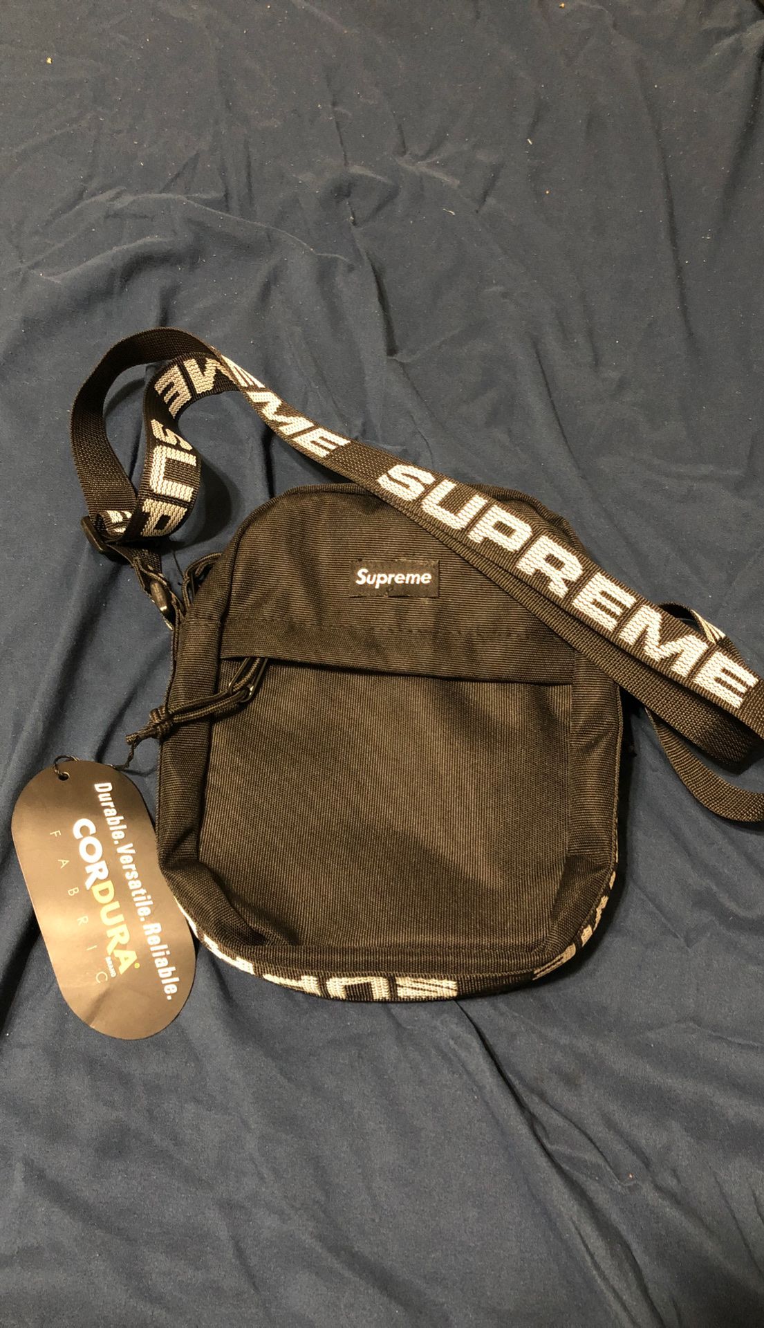 SUPREME Shoulder Bag