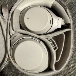 Sony WH-1000XM3 Noise Cancelling Headphone Bluetooth with Microphone