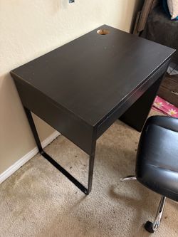 Blackwood Sliding drawer desk