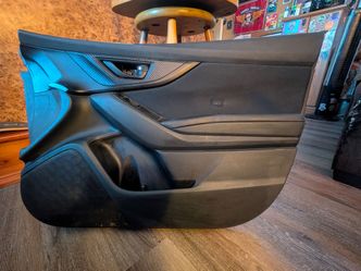 2018 Subaru Impreza door panel
