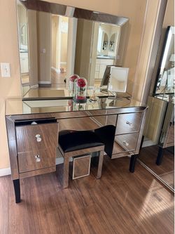 Vanity