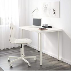 White Computer Desk! Brand New!! 