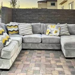 Family sectional couch 