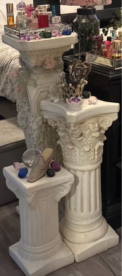 White hand carved White hand carved pillars, three different sizes