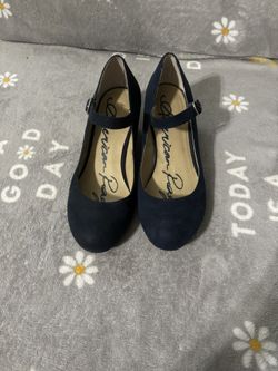 Shoes Size 8
