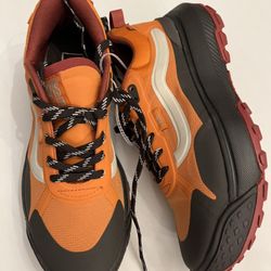 New vans sneaker Women 8.5 & 9 Vans Crosspath Shoe  new never worn, no box