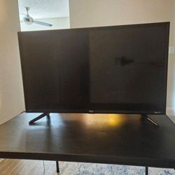 32 inch ROKU SMART TV/ Televisor Inteligente ROKU de 32 inches
