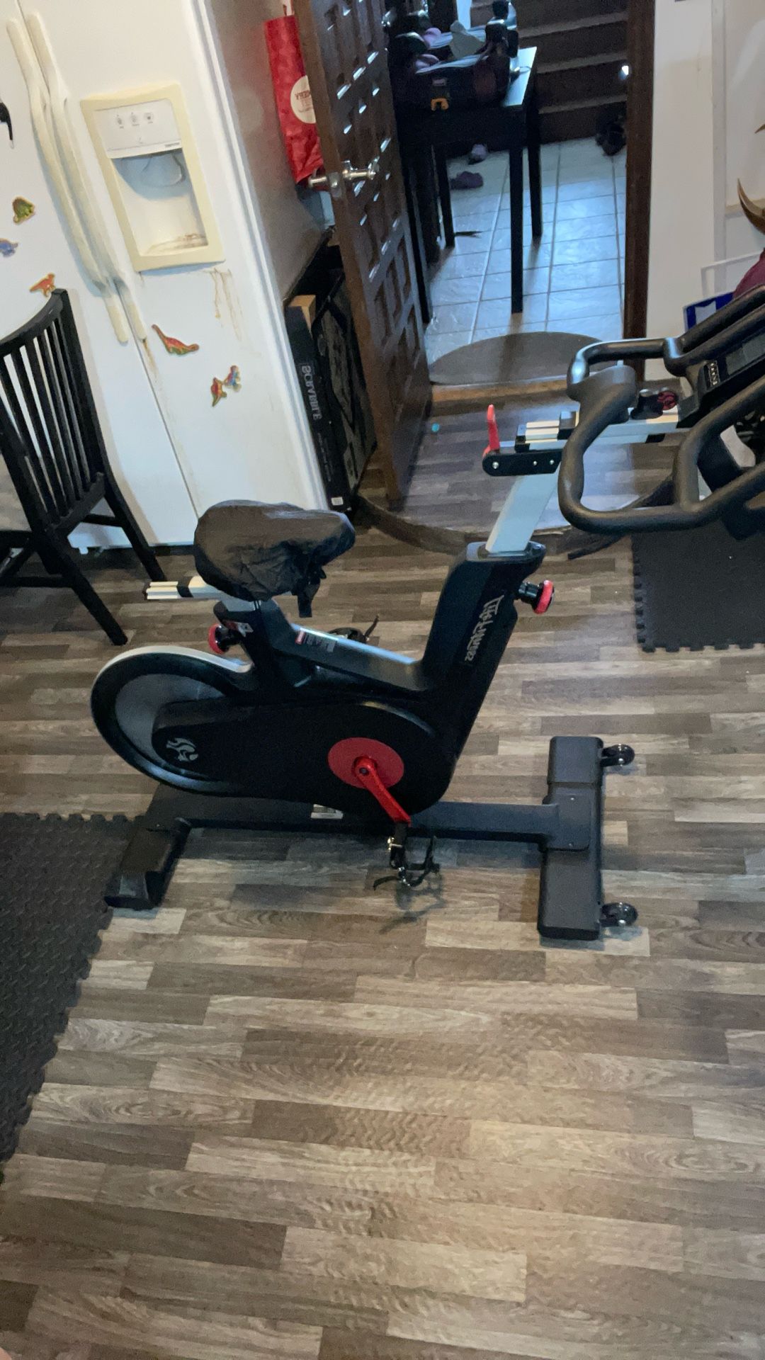 Life Fitness IC5