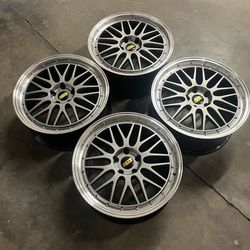 17 INCH SET BBS LM STYLE RIMS 17x7.5 +35 (5x120) CB: 72.6