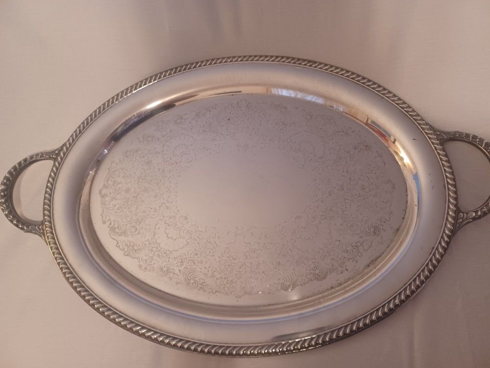 WM Rogers 881 Oval Silver Plate Serving Tray