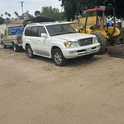 2003 Lexus LX