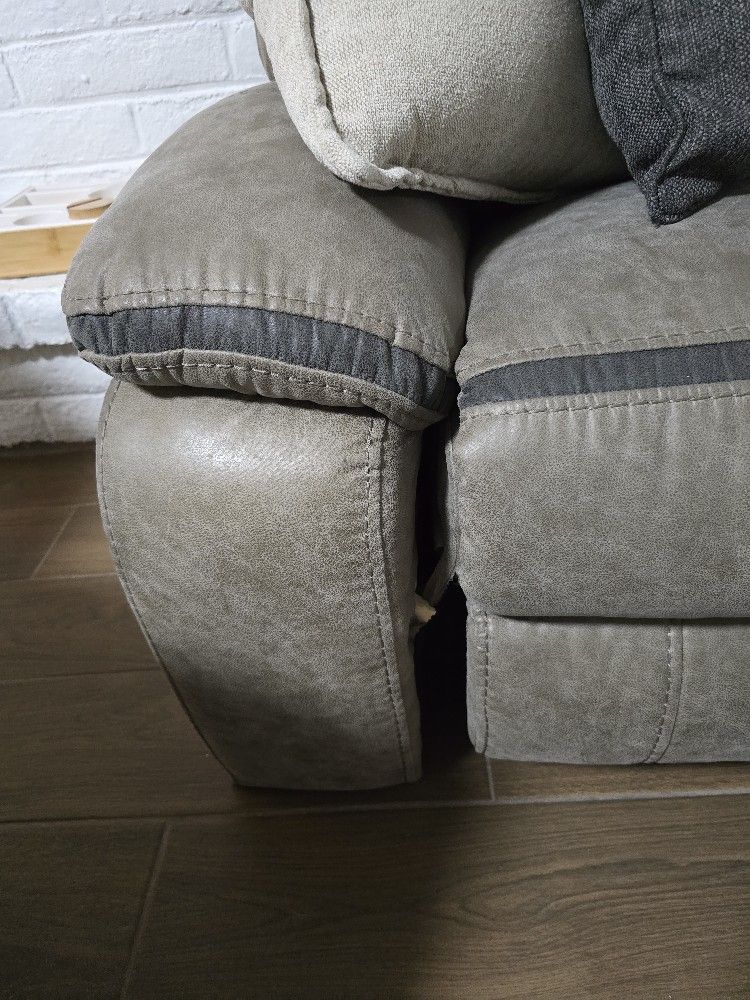 Sofa & Loveseat